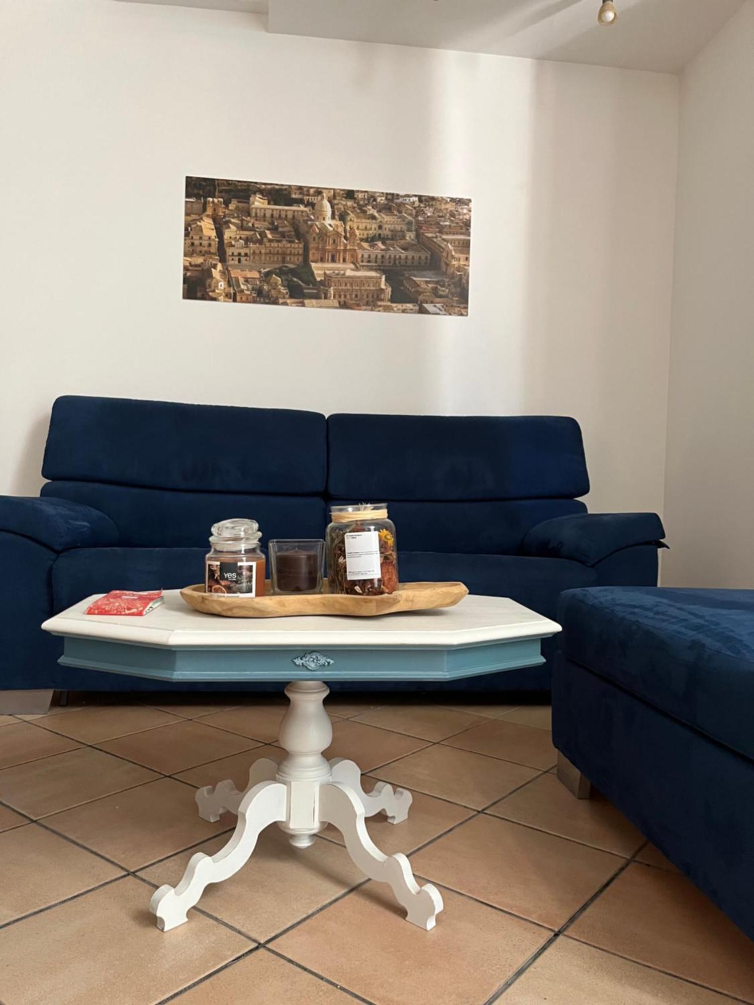 Nikuzza Holiday House Noto Eksteriør bilde